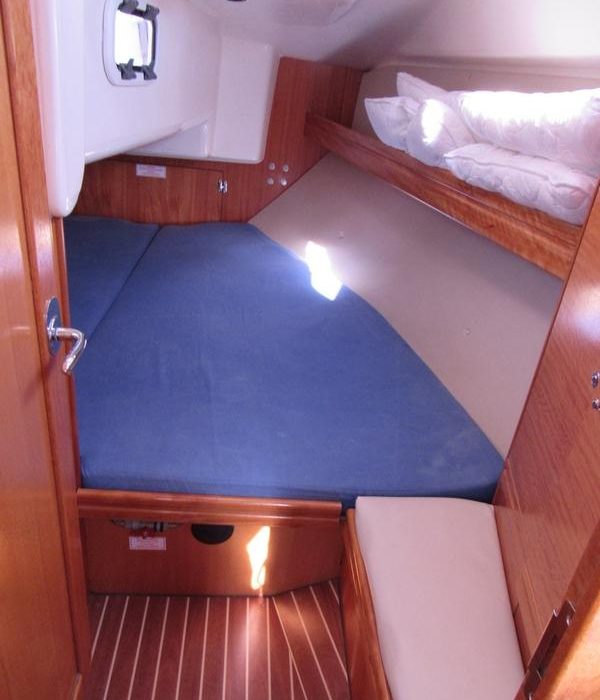 Jelsa | Bavaria 31 Cruiser photo 10