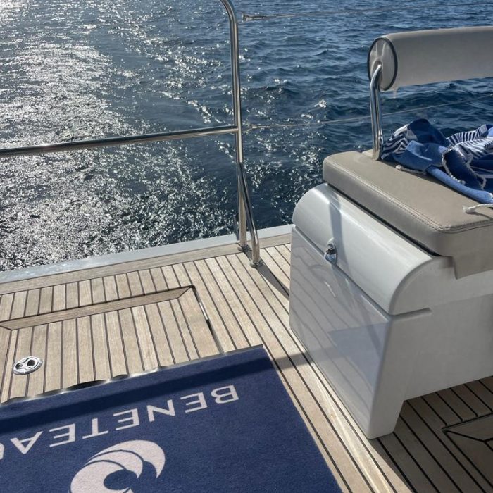 White Bird | Oceanis Yacht 54 photo 15