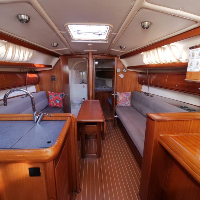 Altair | Bavaria 36 photo 16
