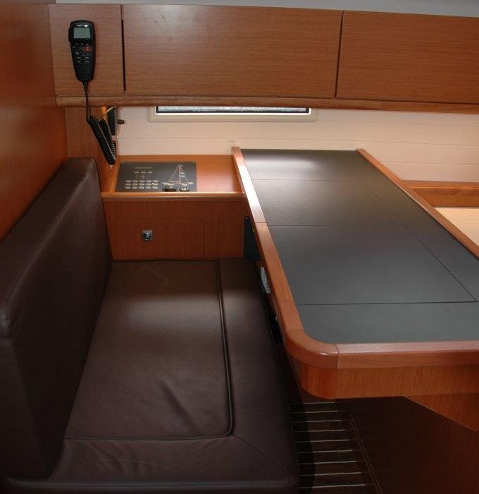 Astra | Bavaria Cruiser 51 photo 9
