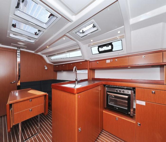 Lupe | Bavaria Cruiser 37 photo 45
