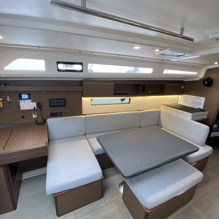 Roza | Oceanis 40.1 photo 4