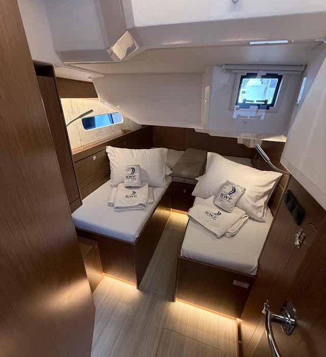 Elifozzi | Bavaria C46 photo 12
