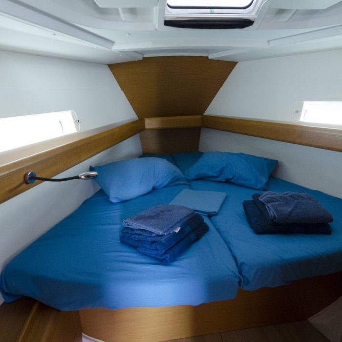 Cecile | Sun Odyssey 409 photo 10
