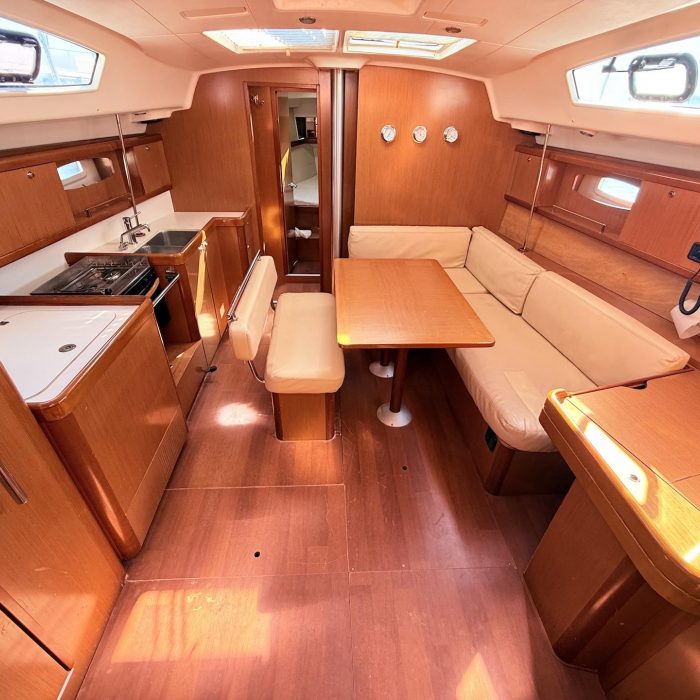 Valdeker II | Oceanis 43 photo 9