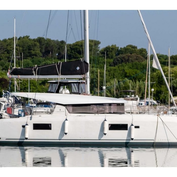 Marina 4 | Lagoon 42 photo 1