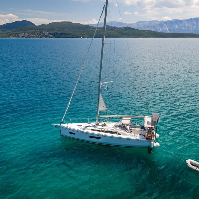 Mercator | Oceanis 37.1 photo 23