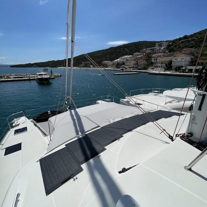 DISCOVERY I | Lagoon 52F photo 16