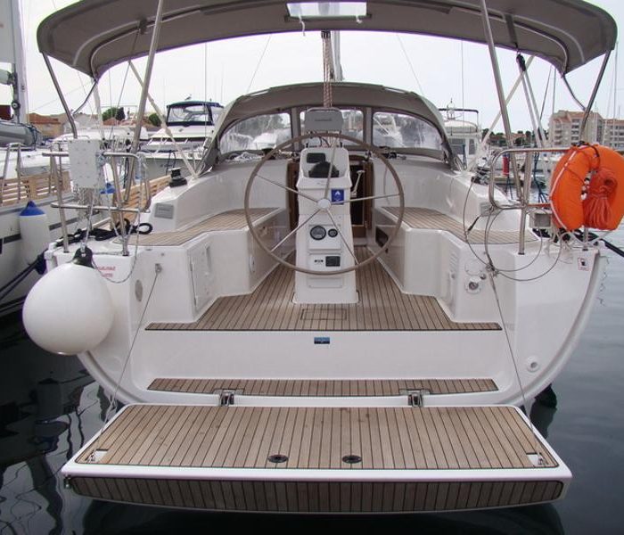 (1682 BG) | Bavaria 33 Cruiser photo 2