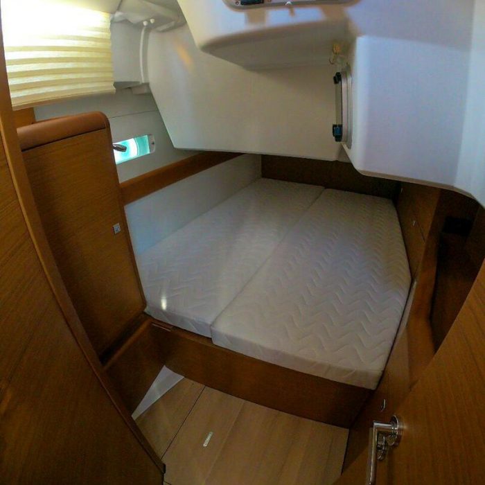 Mayflower | Sun Odyssey 519 photo 19