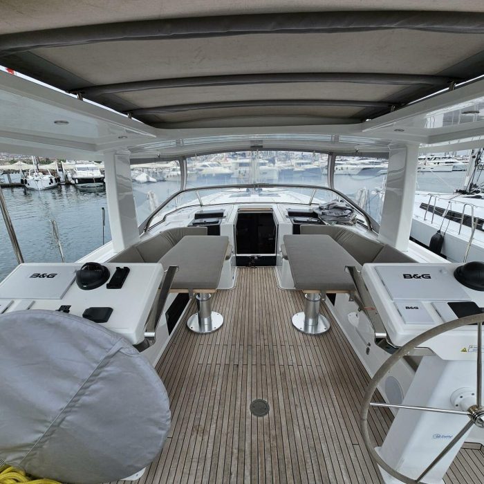 MiR | Hanse 548 photo 6