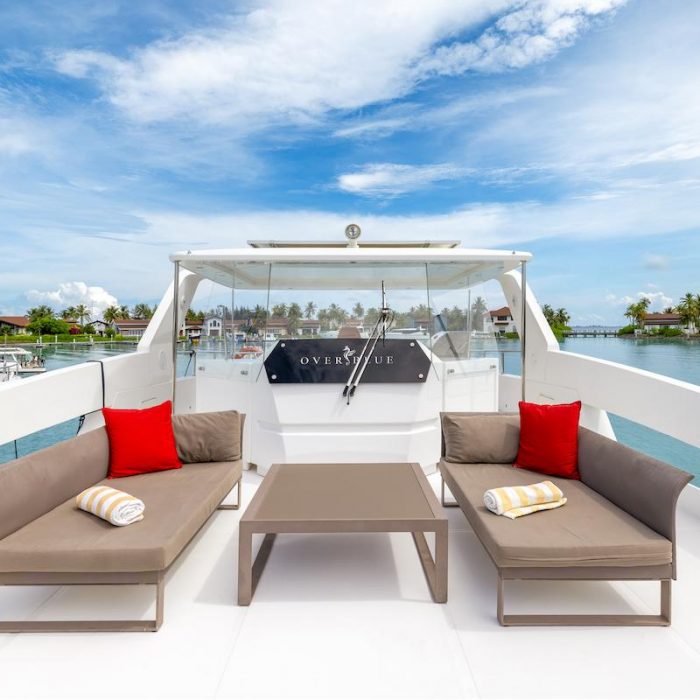 Over Reef | Power Catamaran photo 45