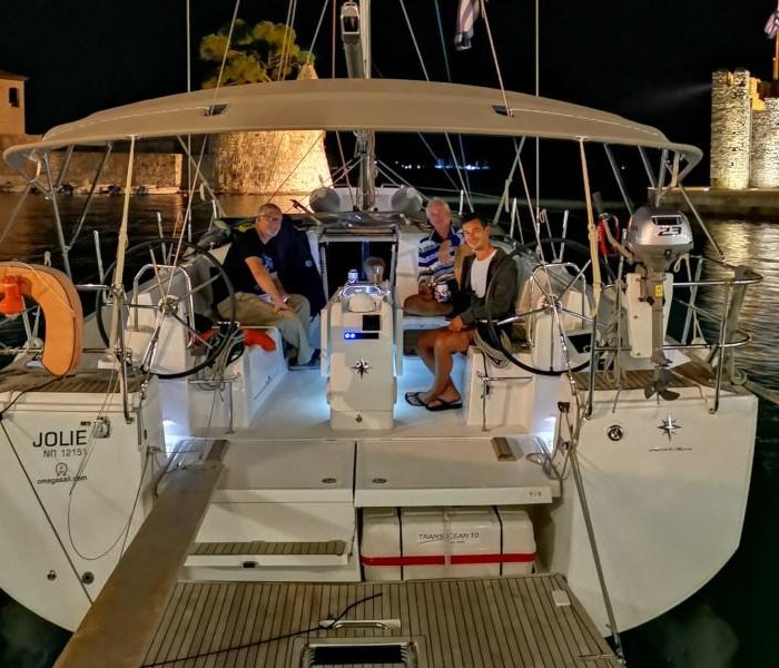 Jolie | Sun Odyssey 440 photo 3