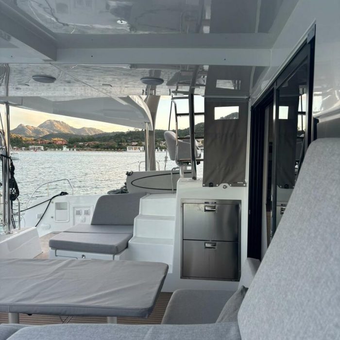 Veryta | Lagoon 42 photo 5