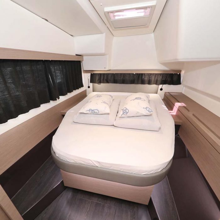 Canopus | Fountaine Pajot LUCIA 40 photo 16