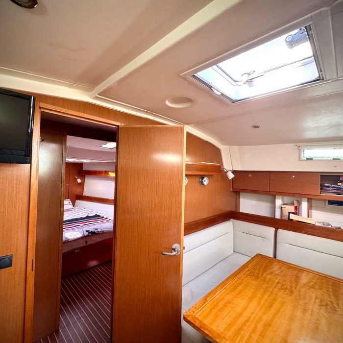 Shoogle | Bavaria Cruiser 45 photo 11