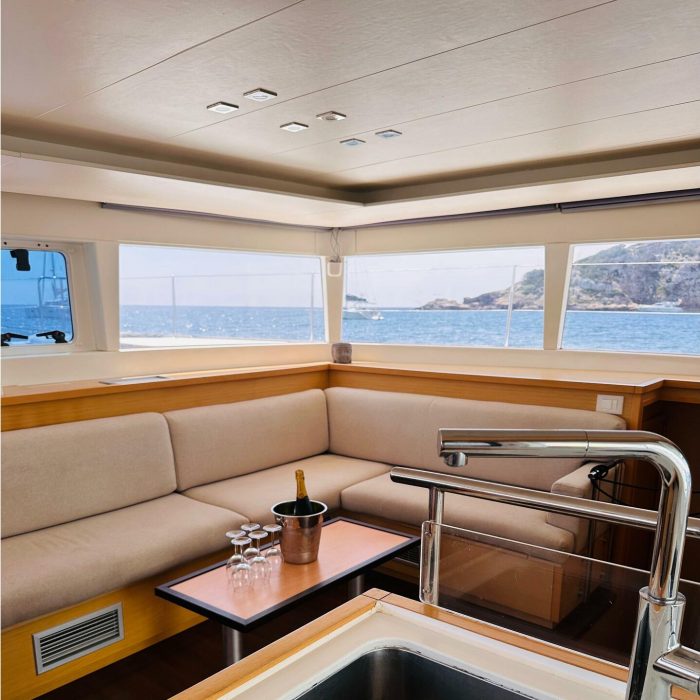 Fornes | Lagoon 450 Fly photo 11