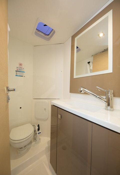 Sunrise | Fountaine Pajot LUCIA 40 photo 7