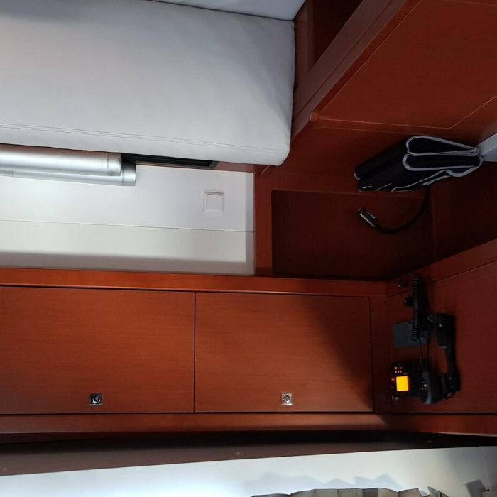 Senza Fine  ( A/C and Generator ) | Oceanis 48 photo 10