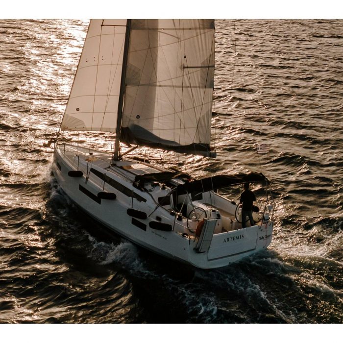 Artemis | Sun Odyssey 410 photo 4