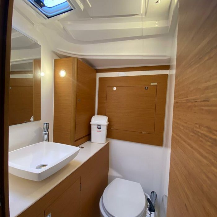 Joy 5 | Dufour 390 Grand Large photo 13