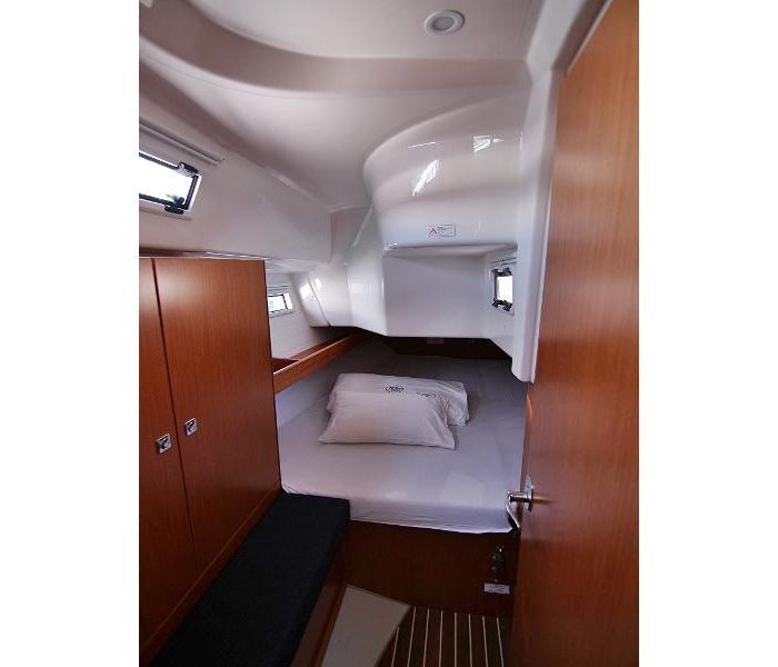 Vita | Bavaria Cruiser 34 photo 12