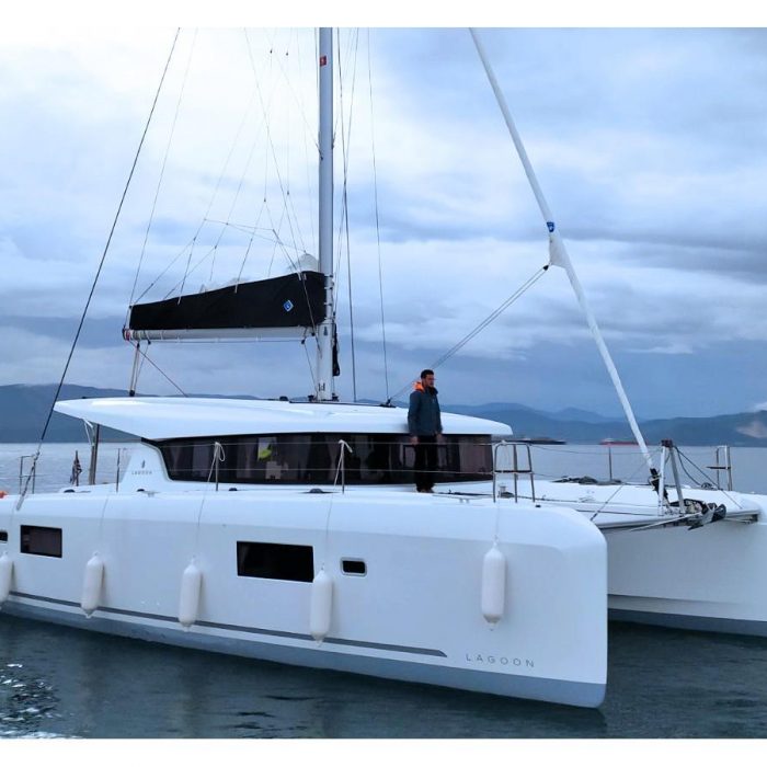 Athina | Lagoon 42 photo 2