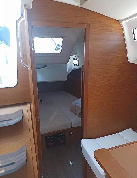 Evnia | Sun Odyssey 410 photo 10
