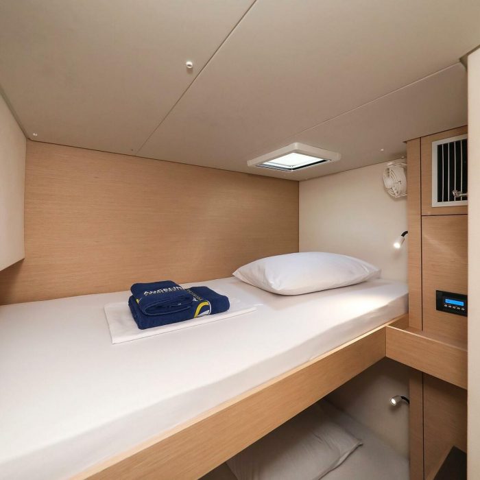 Nina V | Fountaine Pajot Saona 47 Quintet photo 50