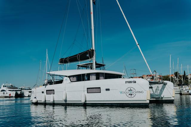 Artemis | Lagoon 42 photo 4