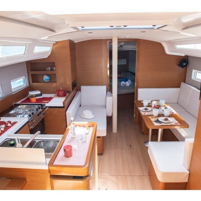 Marianna | Sun Odyssey 410 photo 49