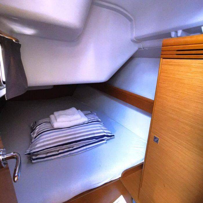 Mia | Sun Odyssey 36i photo 18