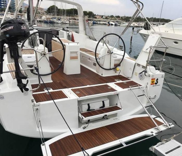 Lisis | Oceanis 38 photo 2