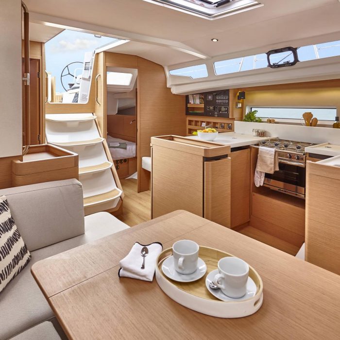 Sandy | Sun Odyssey 440 photo 10
