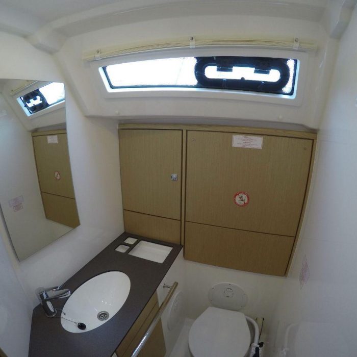 Rama | Bavaria Cruiser 46 - 4 cab. photo 15