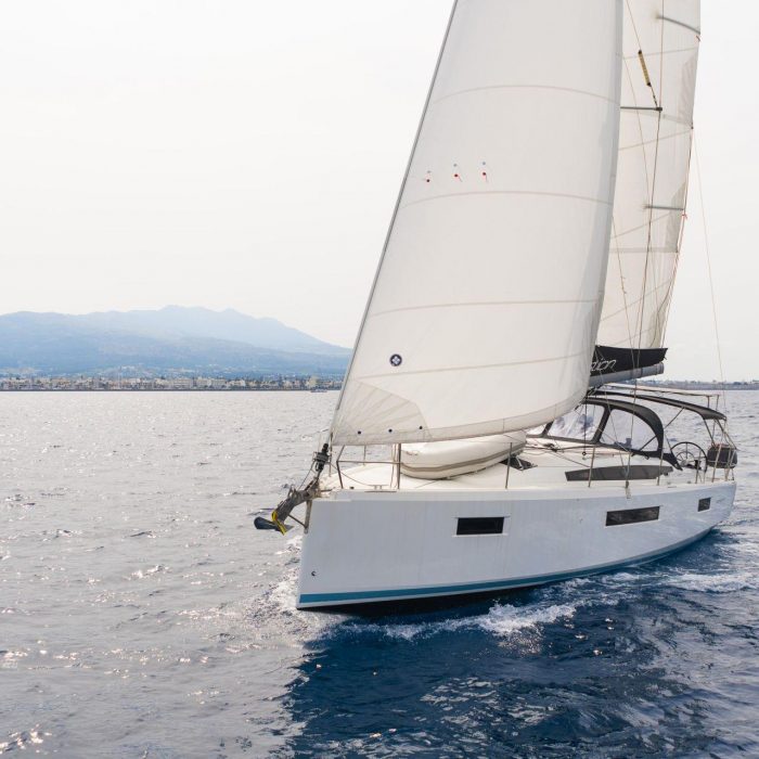 Aella | Sun Odyssey 410 photo 4