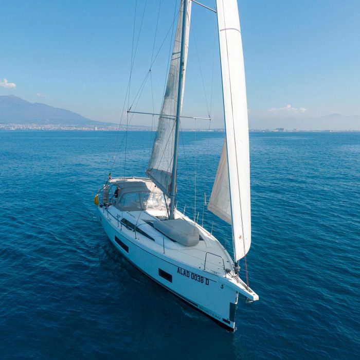Ludi - Water maker, Solar Panel | Oceanis 46.1 photo 8