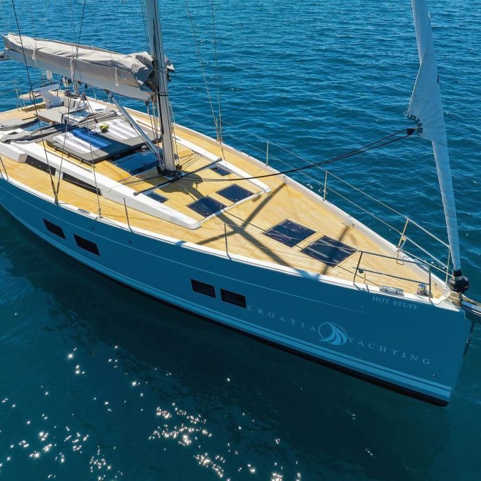 Hot Stuff | Hanse 588 photo 1