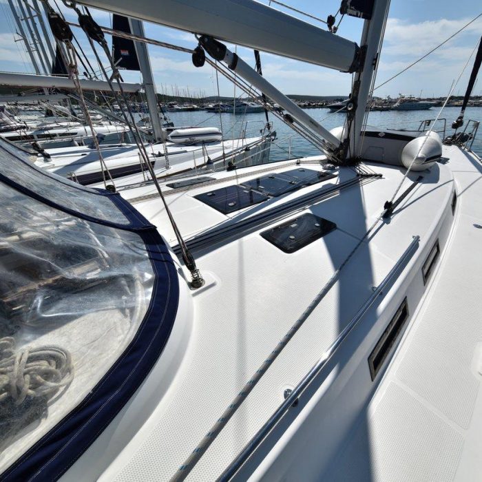 Controvento | Bavaria Cruiser 45 photo 14