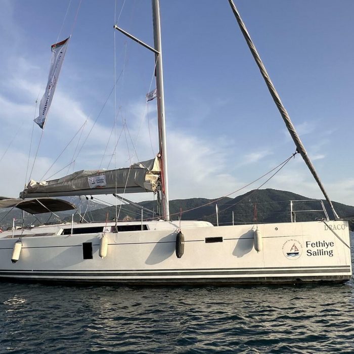Draco | Hanse 445 photo 5