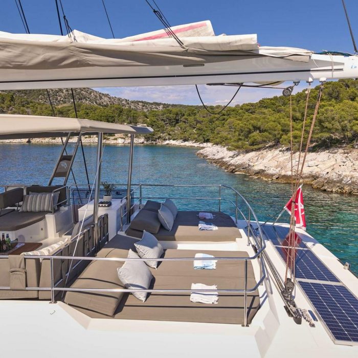 Serenissima | Fountaine Pajot Alegria 67 photo 2