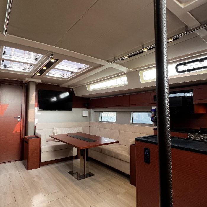 MiR | Hanse 548 photo 35