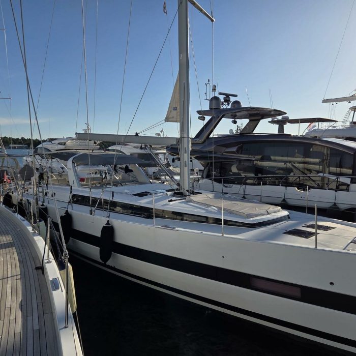 OLGA V | Oceanis Yacht 62 photo 4