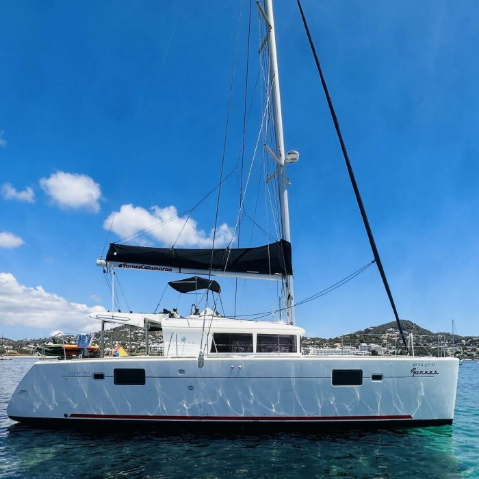 Fornes | Lagoon 450 Fly photo 1