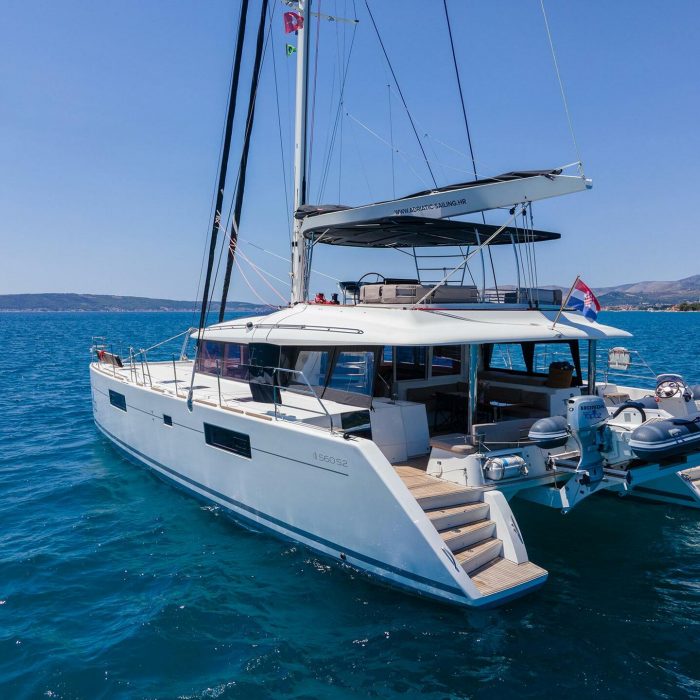 Topaz | Lagoon 560 S2 photo 7