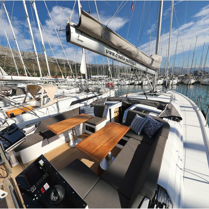Bliss | Hanse 460 photo 3