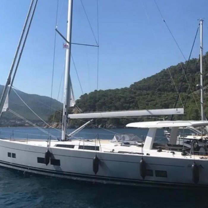 Ananija II | Hanse 588 photo 3