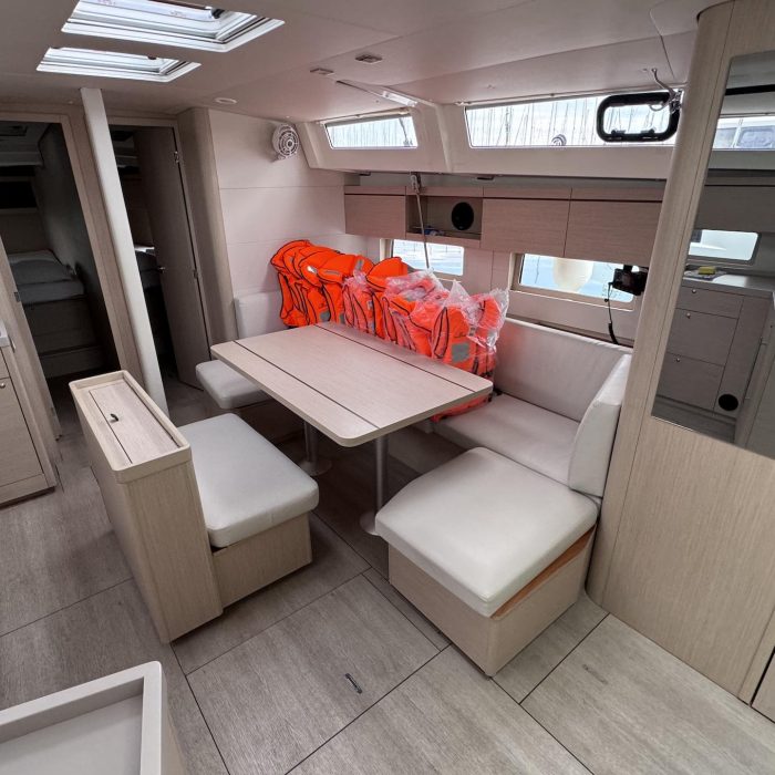 Inmeda | Oceanis 46.1 photo 10