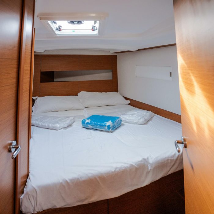 Pheia - Comfort line | Sun Odyssey 410 photo 18