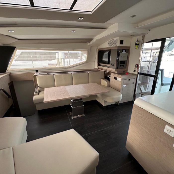 Amajen | Fountaine Pajot Aura 51 photo 5